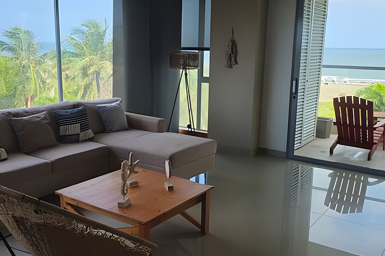 Private Jacuzzi, Beatiful Sea View, Beach Access