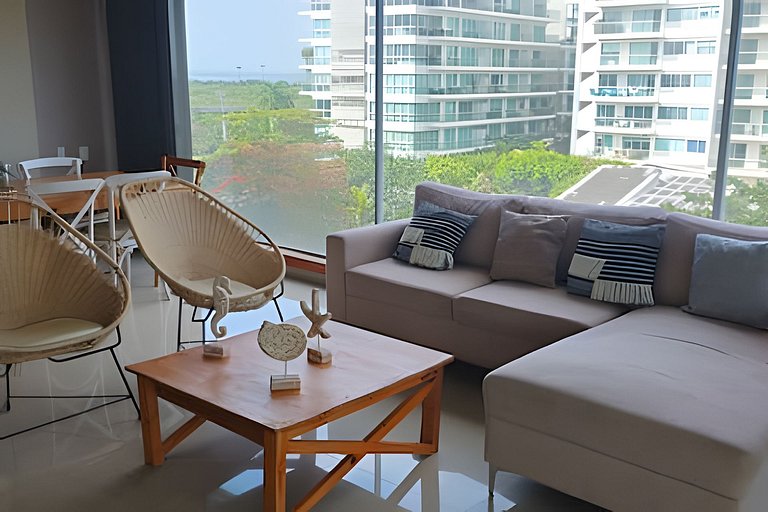 Private Jacuzzi, Beatiful Sea View, Beach Access