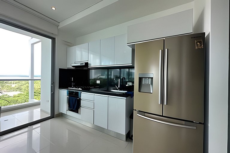 Amazing and Elegant Apartment with Stunning View