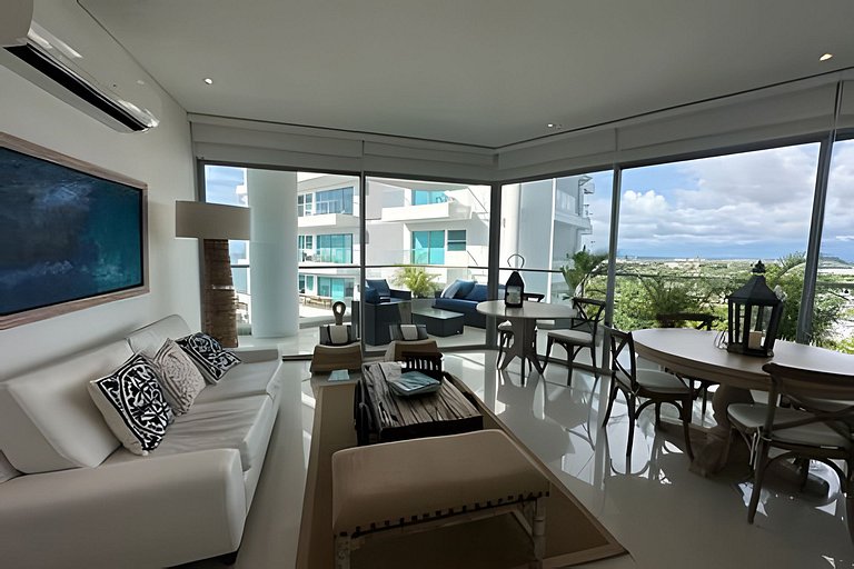 Amazing and Elegant Apartment with Stunning View