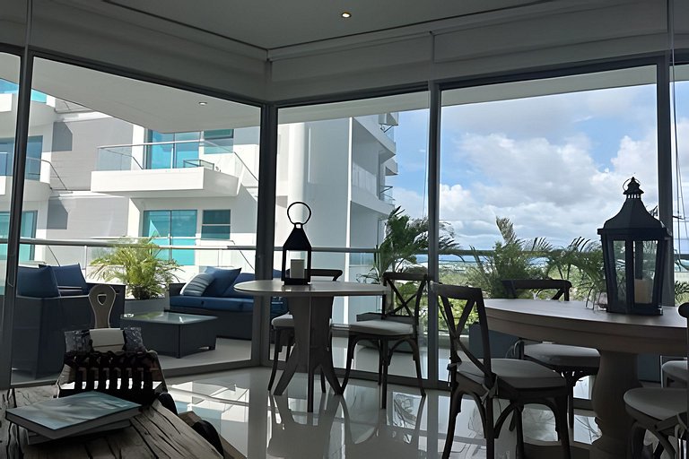 Amazing and Elegant Apartment with Stunning View