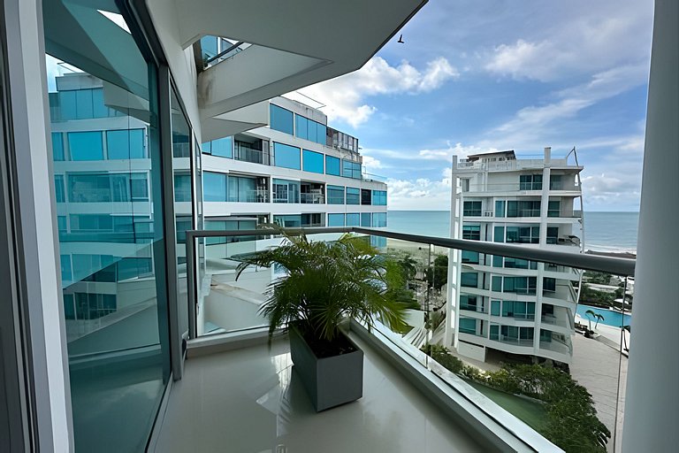 Amazing and Elegant Apartment with Stunning View